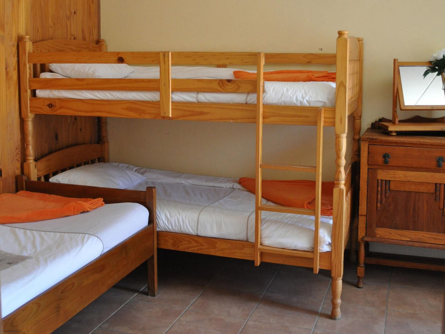 Obelix Guesthouse, Family Double Room, Bedroom