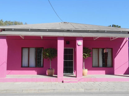 Self-catering Family Unit - Two Bedrooms @ Obesa Lodge