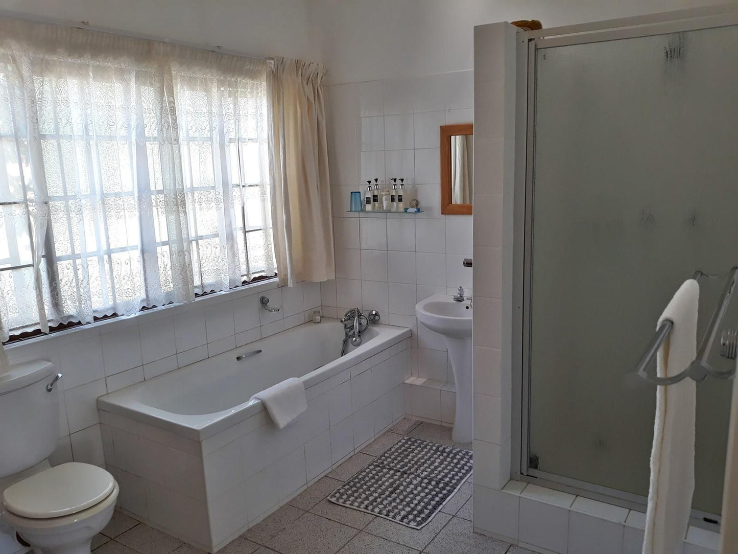 Ocean Grove Guesthouse, Pearl Room, Bathroom