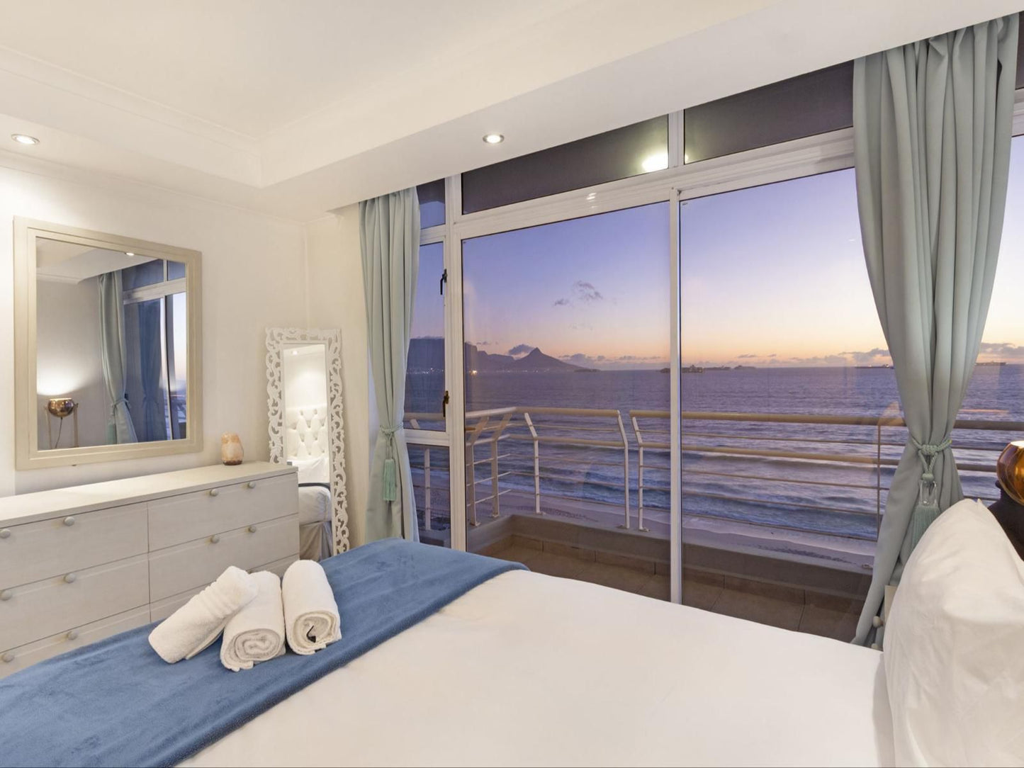 Ocean View C702 By Hostagents Bloubergrant Blouberg Western Cape South Africa Bedroom
