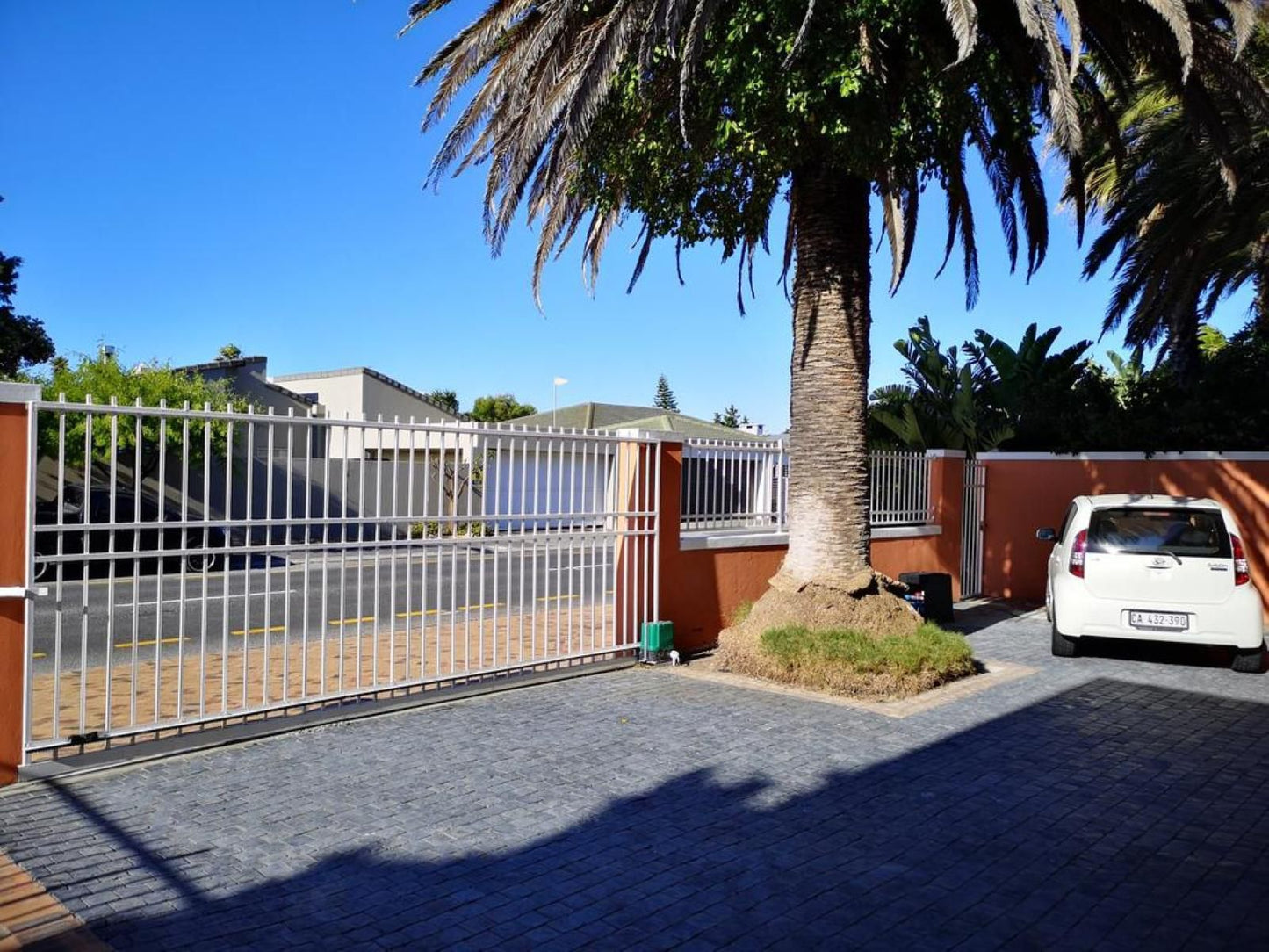 Ocean Way Villas, Gate, Architecture, House, Building, Palm Tree, Plant, Nature, Wood