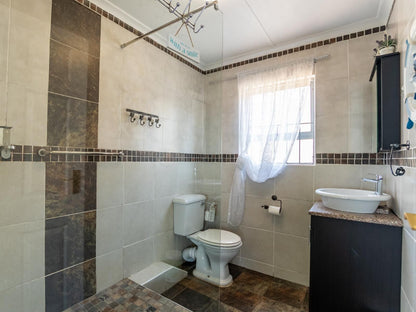 Ocean Blue Guesthouse Brighton Beach Durban Kwazulu Natal South Africa Bathroom