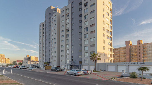 Oceanview Bloubergrant Blouberg Western Cape South Africa Building, Architecture, Palm Tree, Plant, Nature, Wood, Street