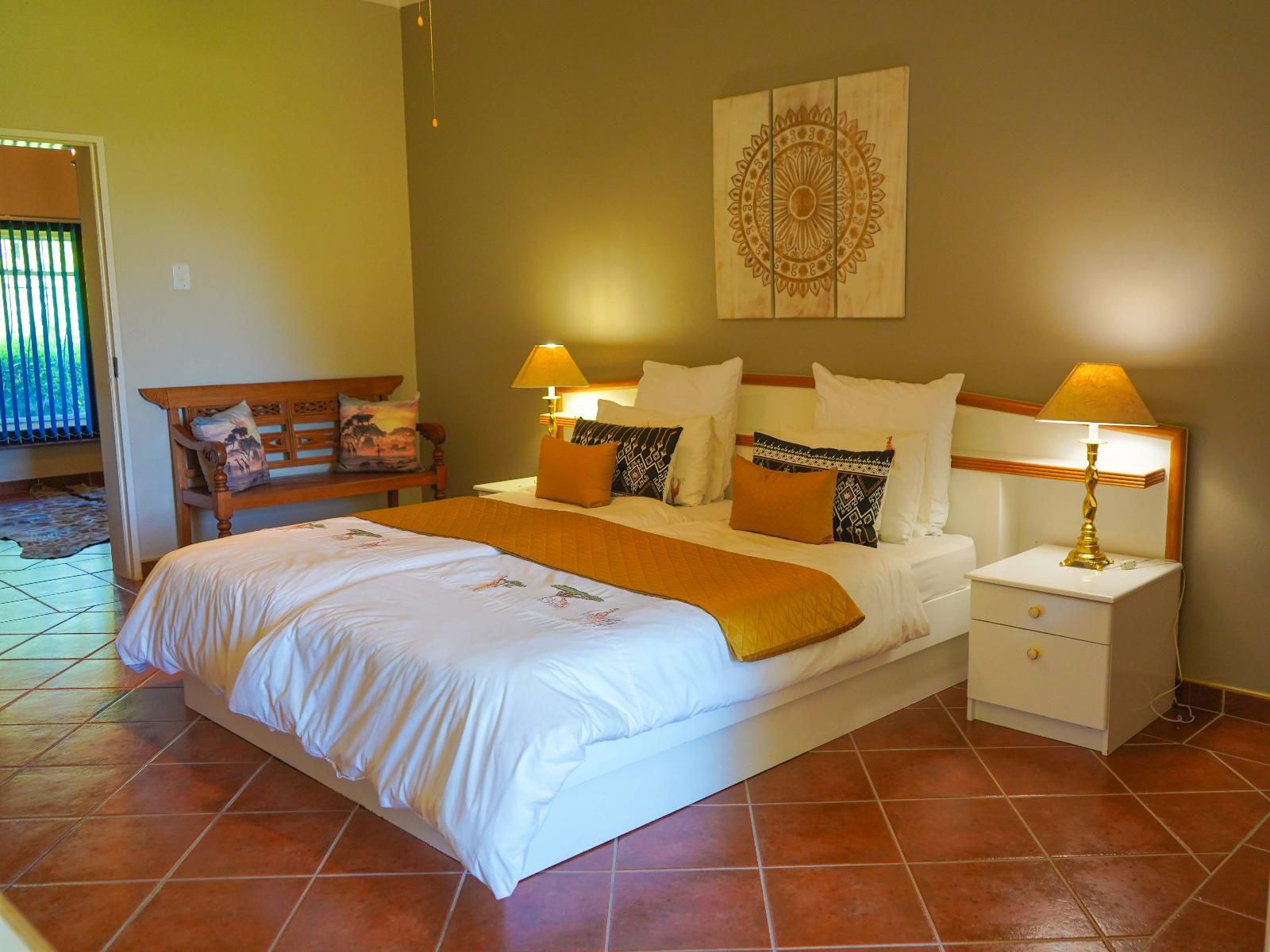 Okajo Safari Lodge, Self-catering Apartment, Bedroom