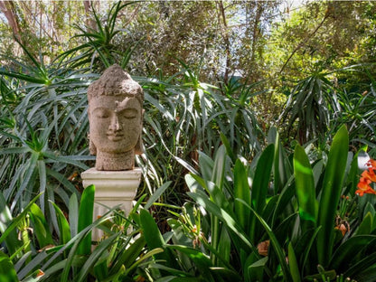 Old Village Lodge Mcgregor, Face, Person, One Face, Portrait, Plant, Nature, Garden, Frontal Face, Male, Teenager / Young Adult, Eyes Closed