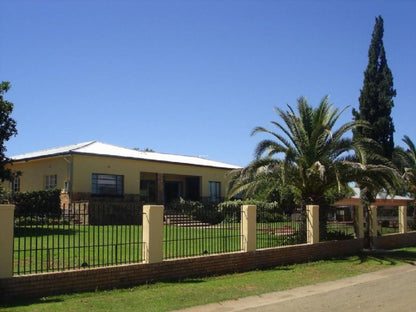 One Fountain Bandb Barkly West Northern Cape South Africa Complementary Colors, House, Building, Architecture, Palm Tree, Plant, Nature, Wood