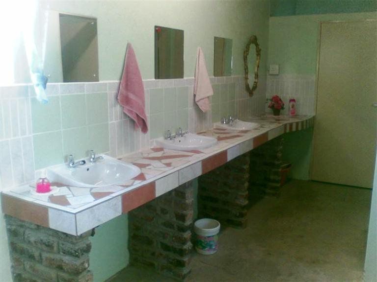 Onze Rust Guest House And Caravan Park Colesberg Northern Cape South Africa Bathroom