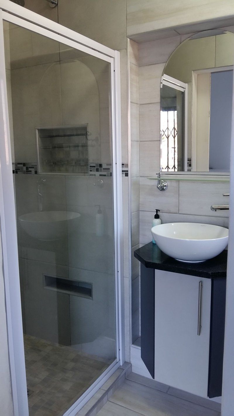 Opiheuwel Hartenbos Western Cape South Africa Unsaturated, Bathroom