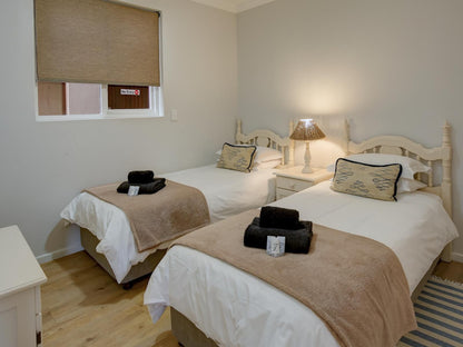 Oppiesee Selfcatering Apartments Herolds Bay Western Cape South Africa Bedroom