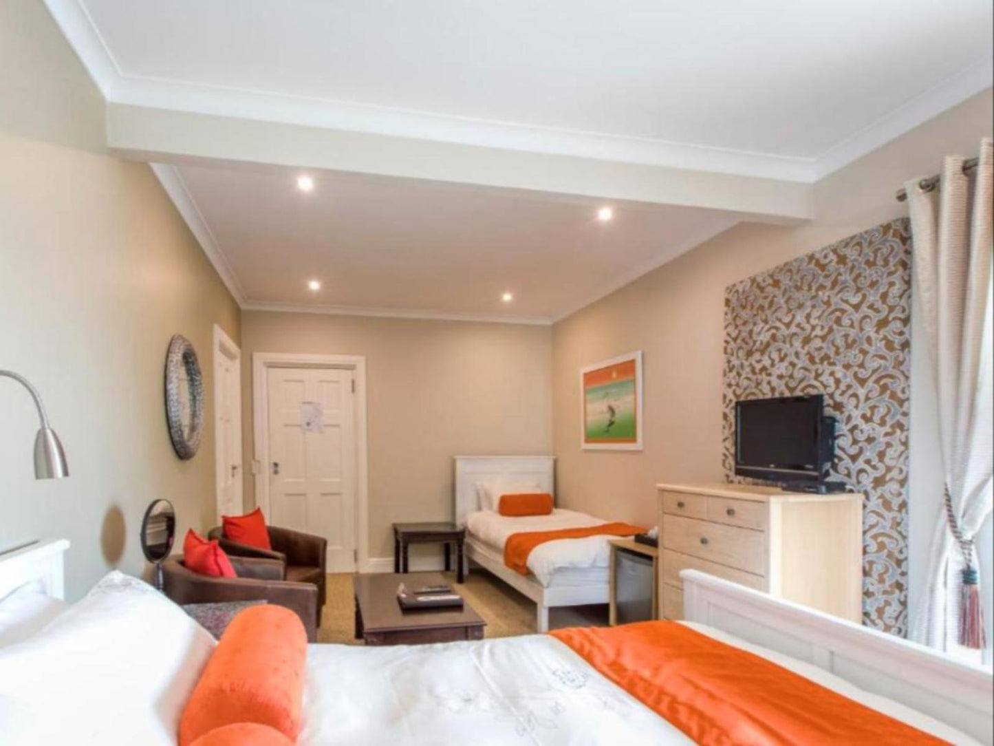 Luxury Suite Pelican @ Orange Inn Knysna