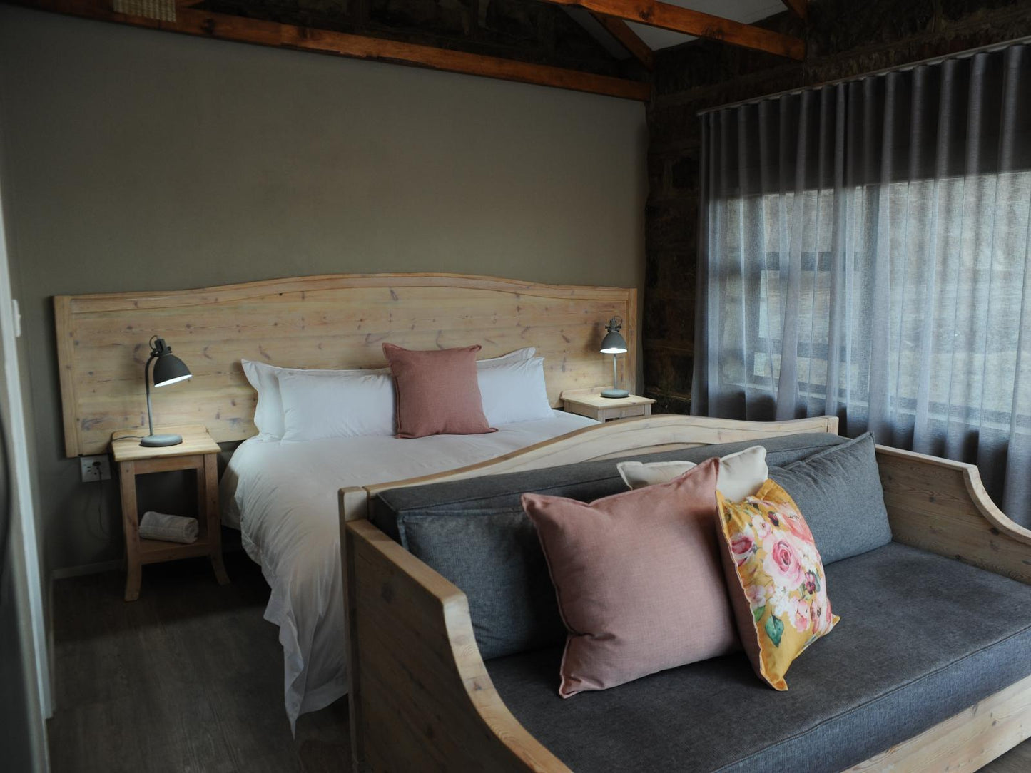 Luxury Chalet single room Makena @ Oranje Guest Farm