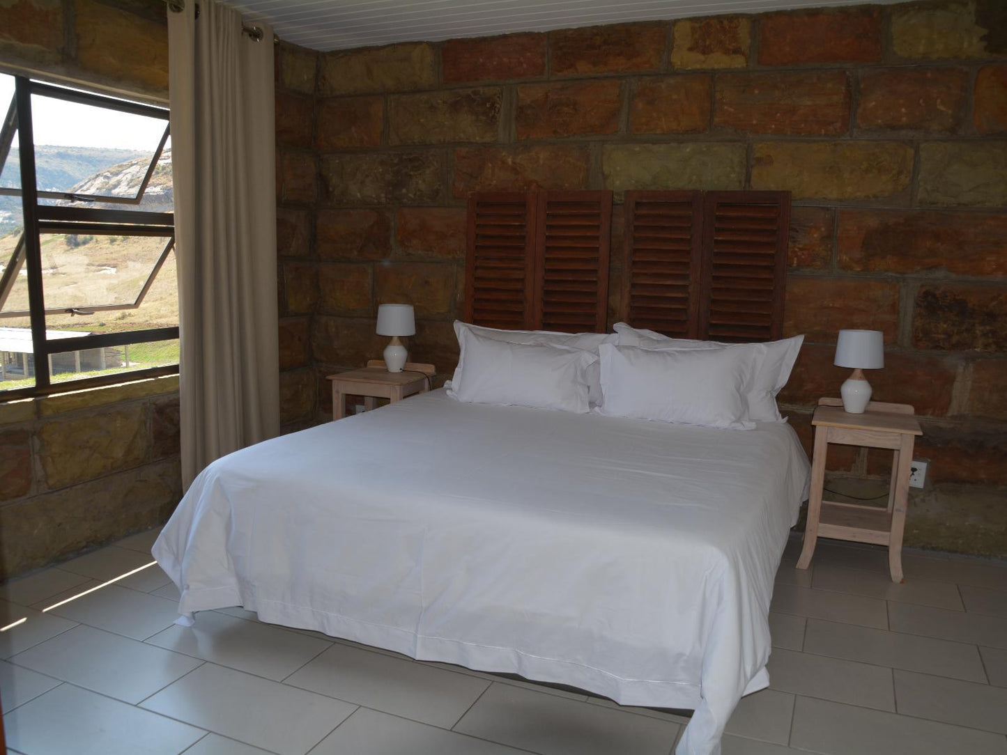 Luxury chalet 2 bedrooms Laurine @ Oranje Guest Farm