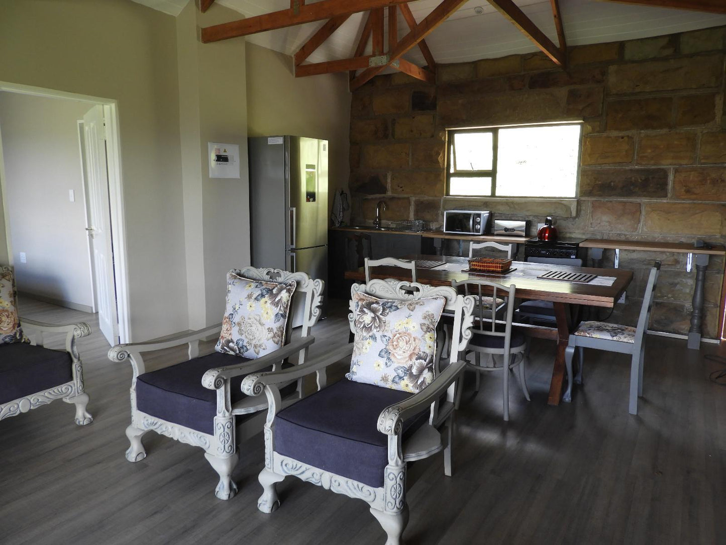 Luxury chalet 2 bedrooms Simone @ Oranje Guest Farm