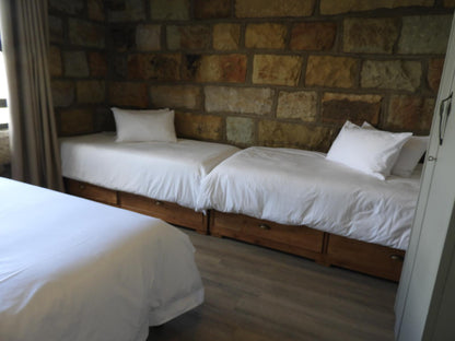 Luxury chalet 2 bedrooms Simone @ Oranje Guest Farm