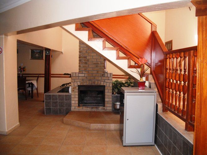 Otj Pride Guest House Hazyview Mpumalanga South Africa Fireplace, Kitchen