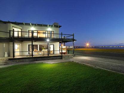 Oyster Box Guesthouse, House, Building, Architecture