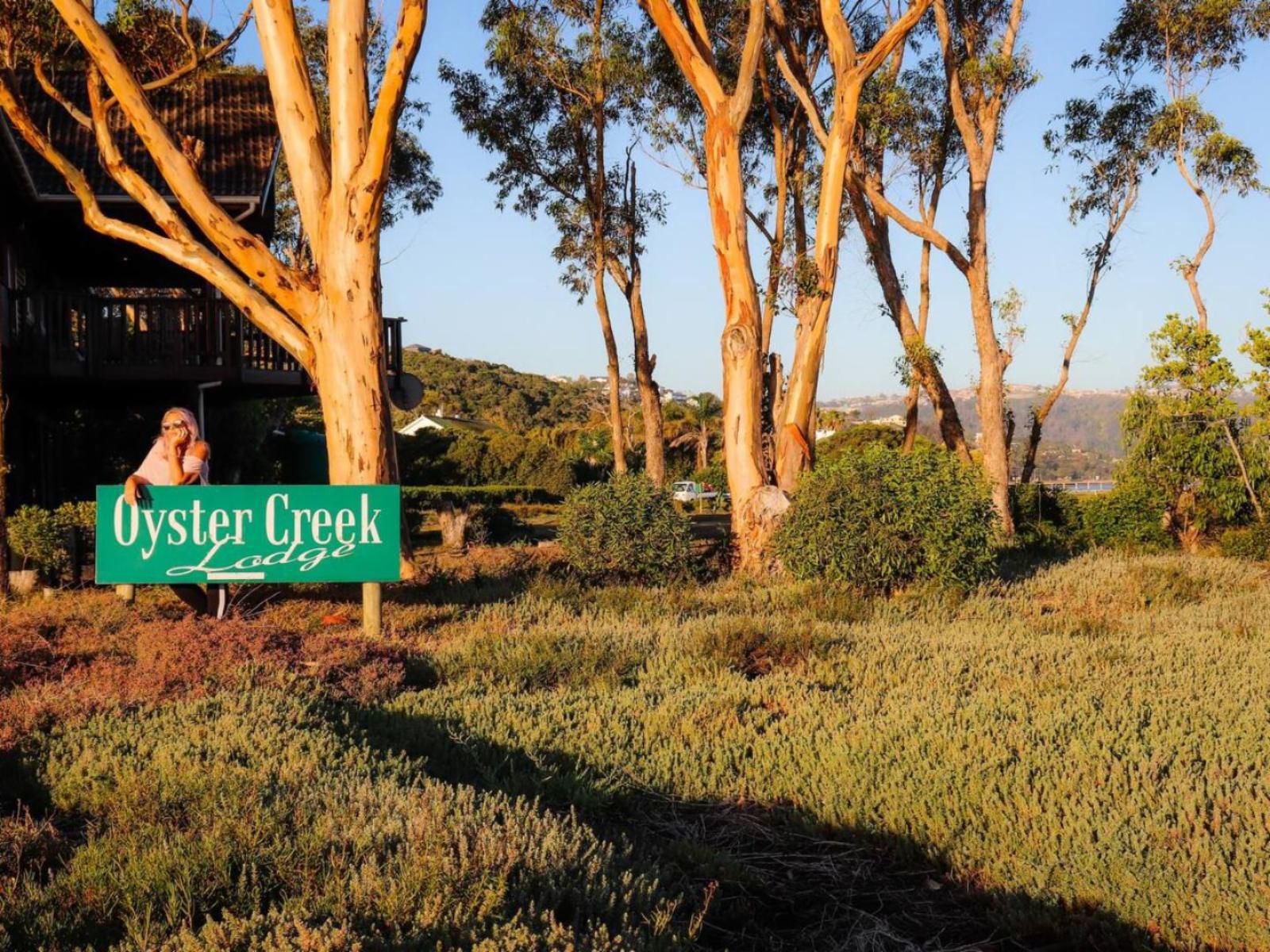 Oyster Creek Lodge, Sign