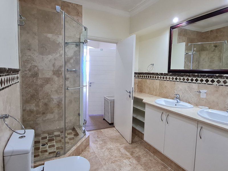 Oyster Schelles 1302 Umhlanga Durban Kwazulu Natal South Africa Unsaturated, Bathroom
