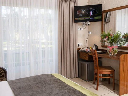 Palm Park Hotel Lephalale Ellisras Limpopo Province South Africa Living Room