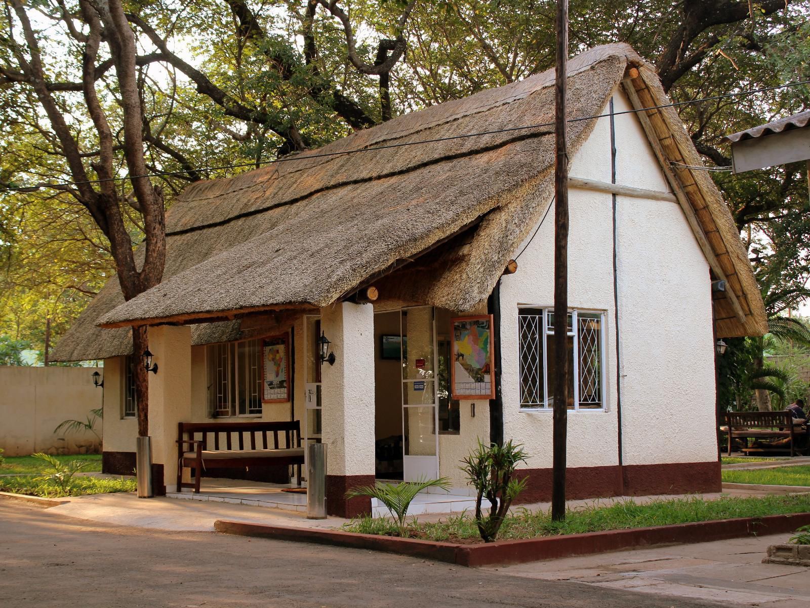 Pamusha Lodge, Building, Architecture, House