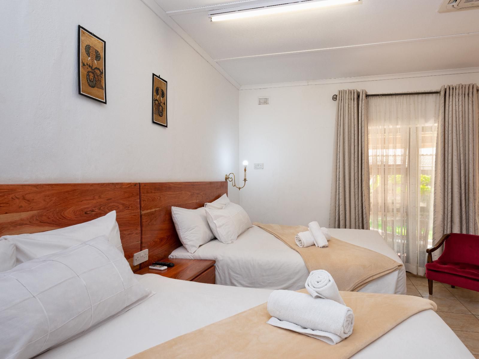 Pamusha Lodge, Twin Rooms, Bedroom