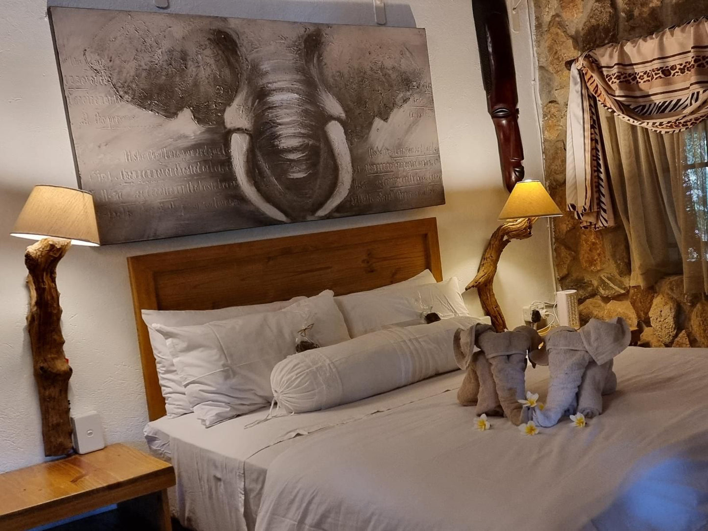 Paradise River Lodge, Kingfisher Apartment, Elephant, Mammal, Animal, Herbivore, Bedroom