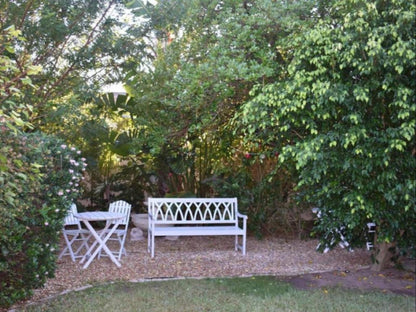 Garden room with Kitchen @ Paradiso Guesthouse And Self-Catering Cottage