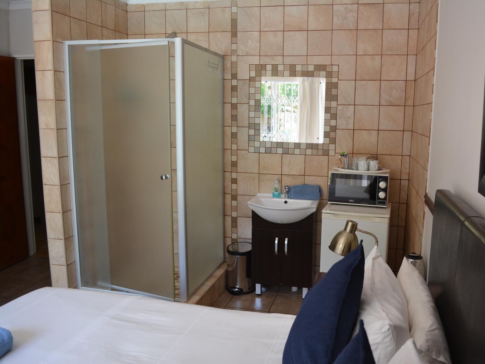 Park Living Guesthouse Langenhoven Park Bloemfontein Free State South Africa Bathroom