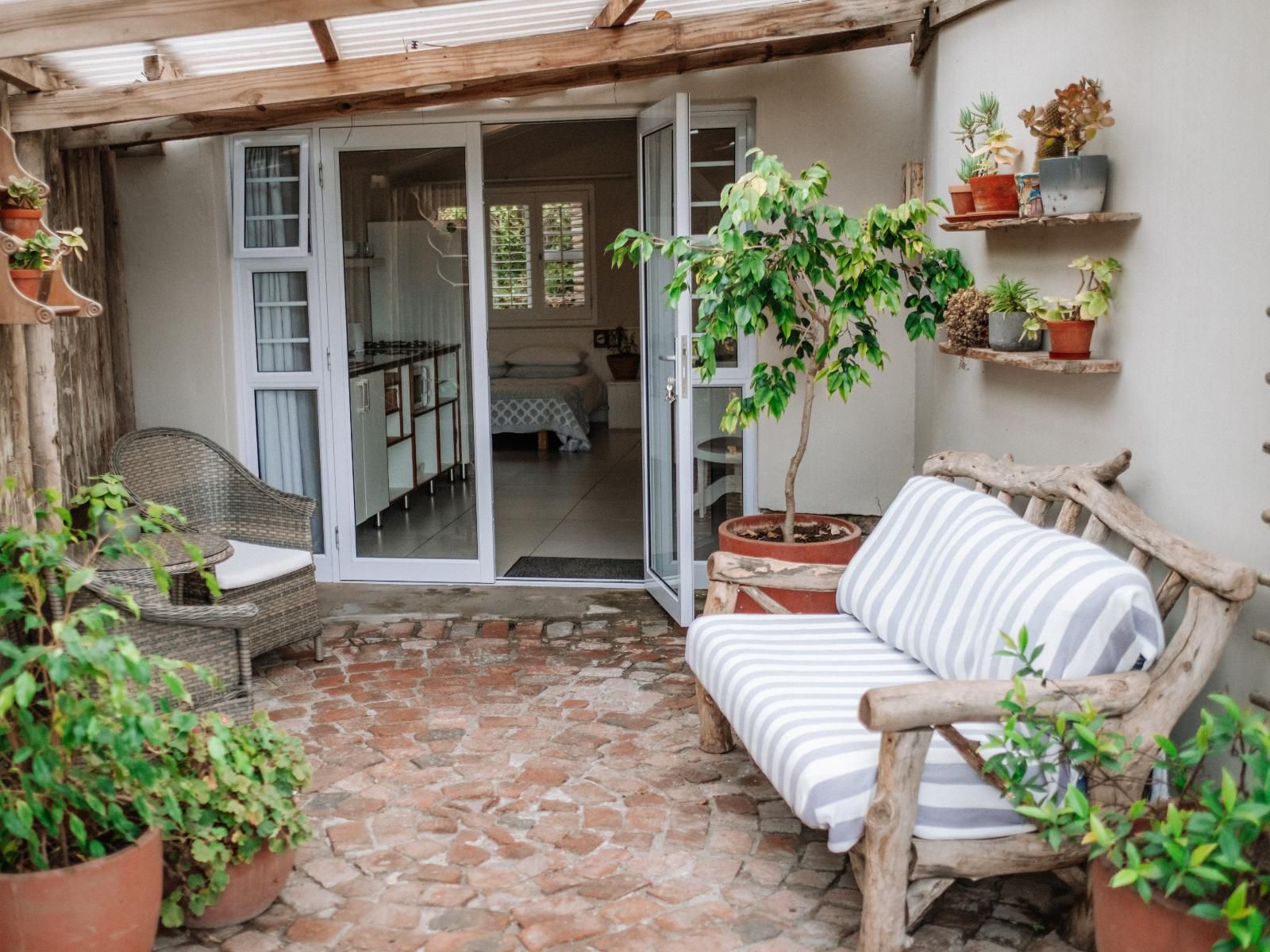 Pebbles Beach Cottage Schoenmakerskop Port Elizabeth Eastern Cape South Africa House, Building, Architecture, Garden, Nature, Plant