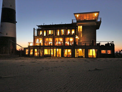 Pelican Point Lodge, Building, Architecture