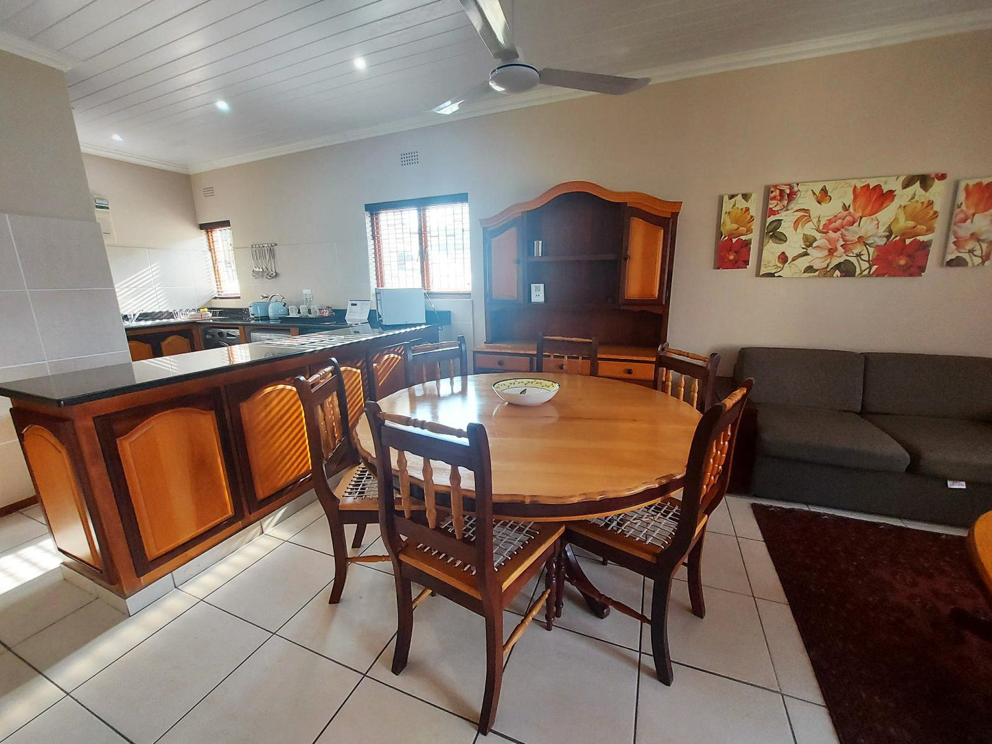 2 Bedroom Apartment @ First Group Perna Perna Mossel Bay