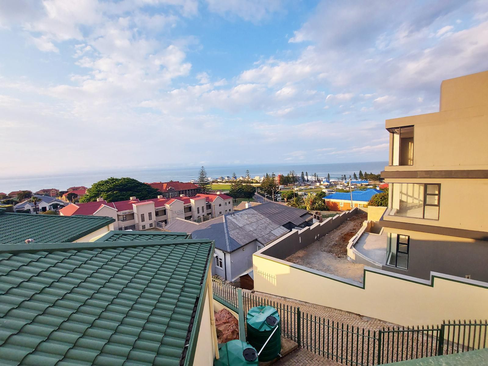 First Group Perna Perna Mossel Bay Linkside Mossel Bay Mossel Bay Western Cape South Africa Complementary Colors, Beach, Nature, Sand, House, Building, Architecture, Palm Tree, Plant, Wood