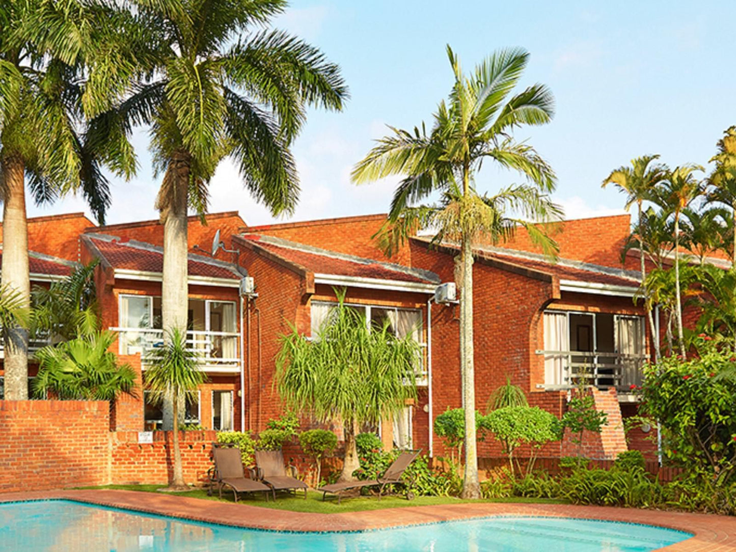 Perna Perna St Lucia St Lucia Kwazulu Natal South Africa House, Building, Architecture, Palm Tree, Plant, Nature, Wood