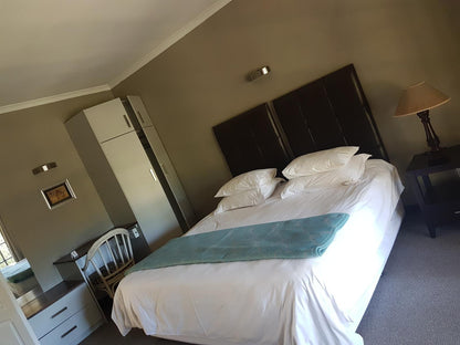 Standard Lodge Room @ Phezulu Safari Park