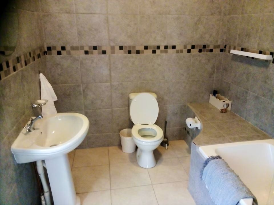 Philippolis Lodge Philippolis Free State South Africa Bathroom