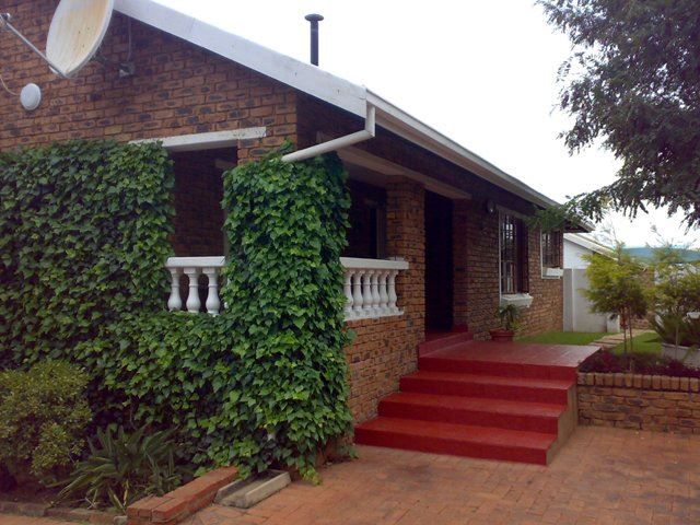 Phomolong Bed And Breakfast Halfway House Johannesburg Gauteng South Africa House, Building, Architecture, Brick Texture, Texture