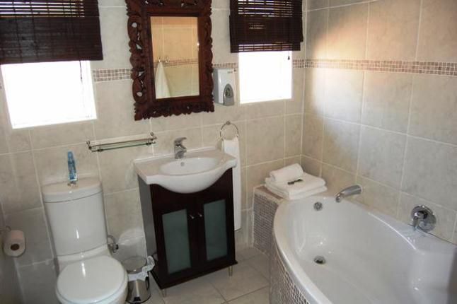 Picasso S Guest House Lephalale Ellisras Limpopo Province South Africa Bathroom