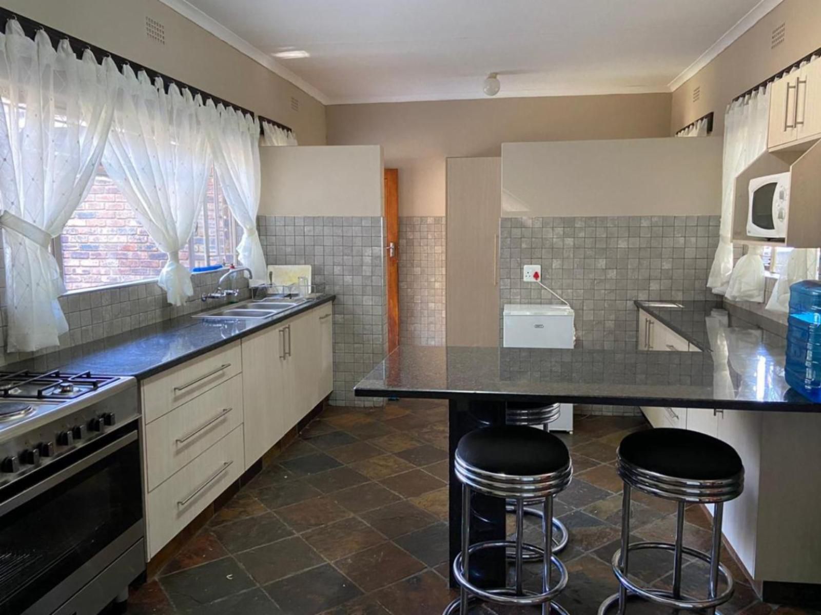 Pillars Accommodation Middelburg Mpumalanga Mpumalanga South Africa Kitchen