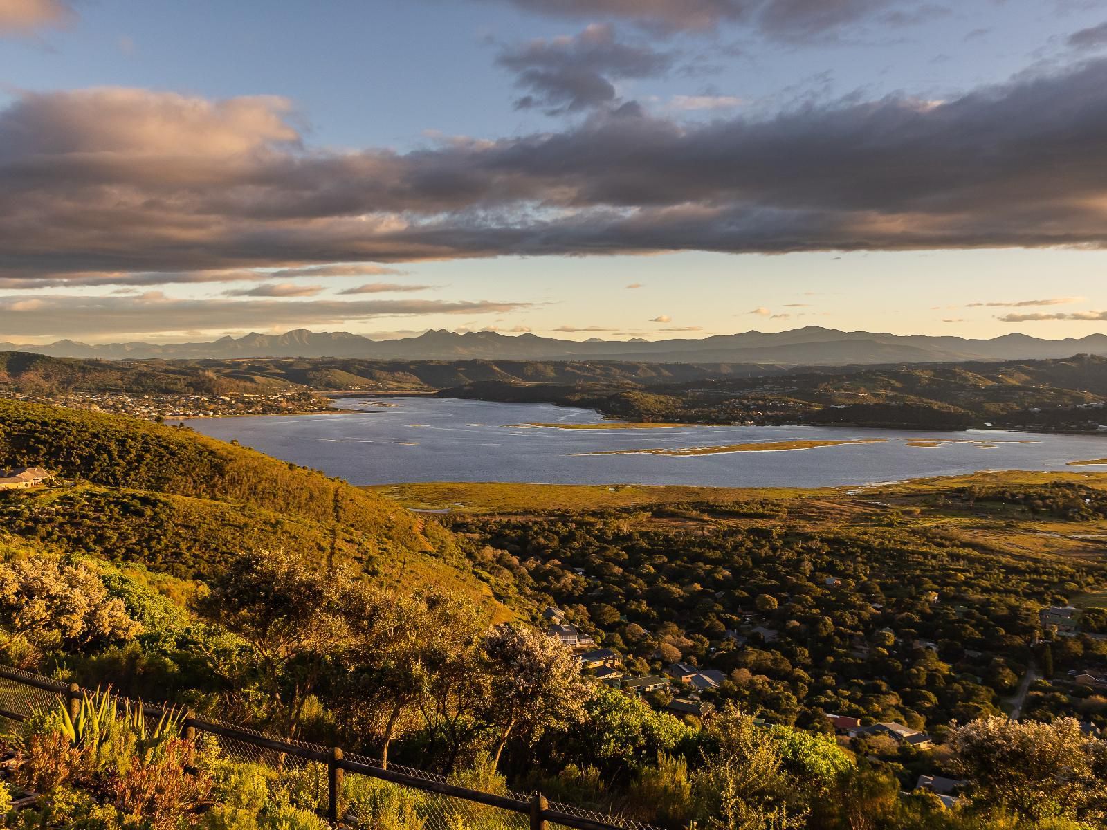 Pincushion Heights, Erica Luxury Apartment, Highland, Nature