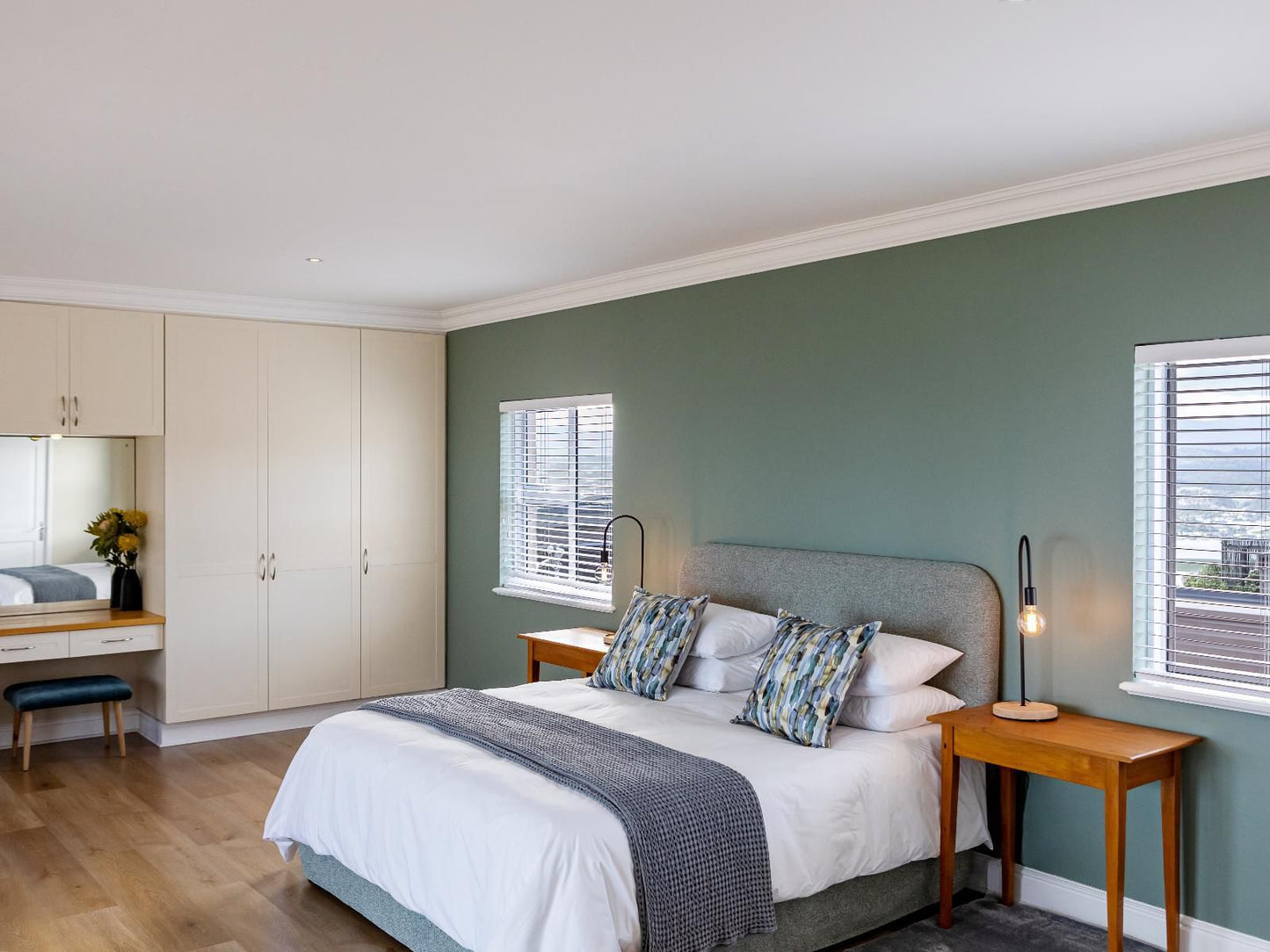 Pincushion Heights, Protea Luxury Apartment, Bedroom