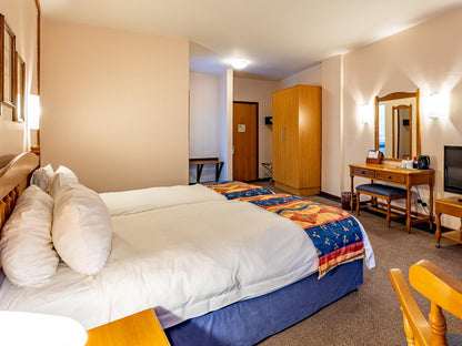 Standard Double Rooms @ Pine Lake Inn