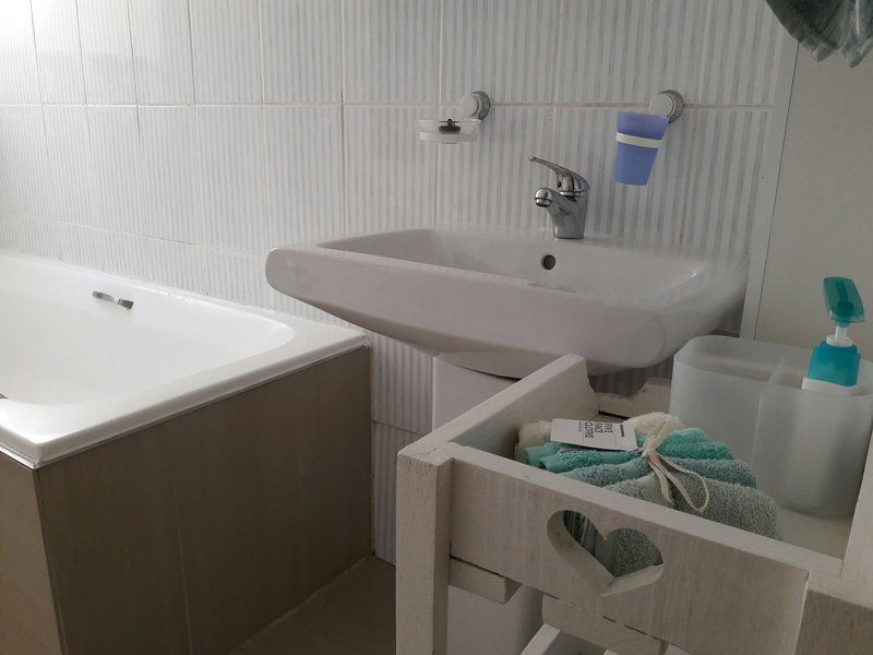 Pleasant Way Apartment Sea Point Cape Town Western Cape South Africa Unsaturated, Bathroom