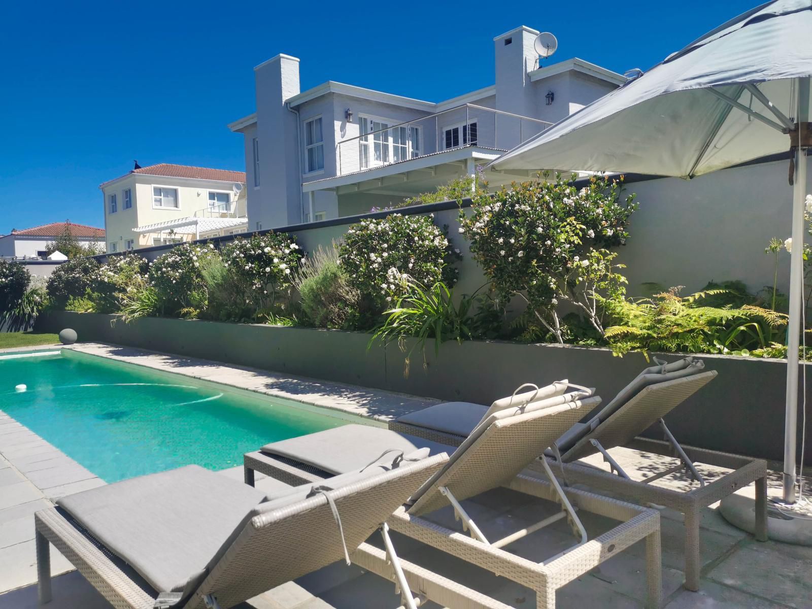 Plett Getaways, Bell Rock 19, House, Building, Architecture, Palm Tree, Plant, Nature, Wood, Swimming Pool