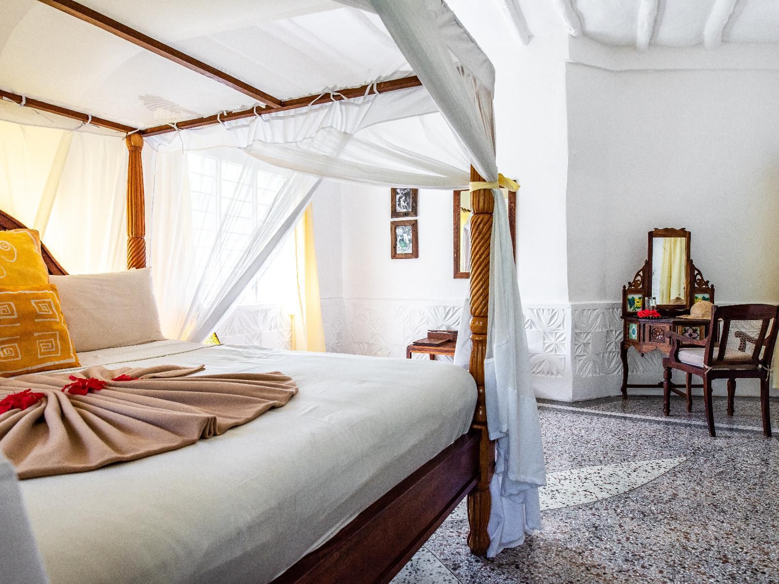 Pongwe Beach Hotel, Beachfront (Double/Twin/Triple), Bedroom