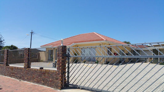 Port Elizabeth Self Catering Apartments Sydenham Pe Port Elizabeth Eastern Cape South Africa House, Building, Architecture