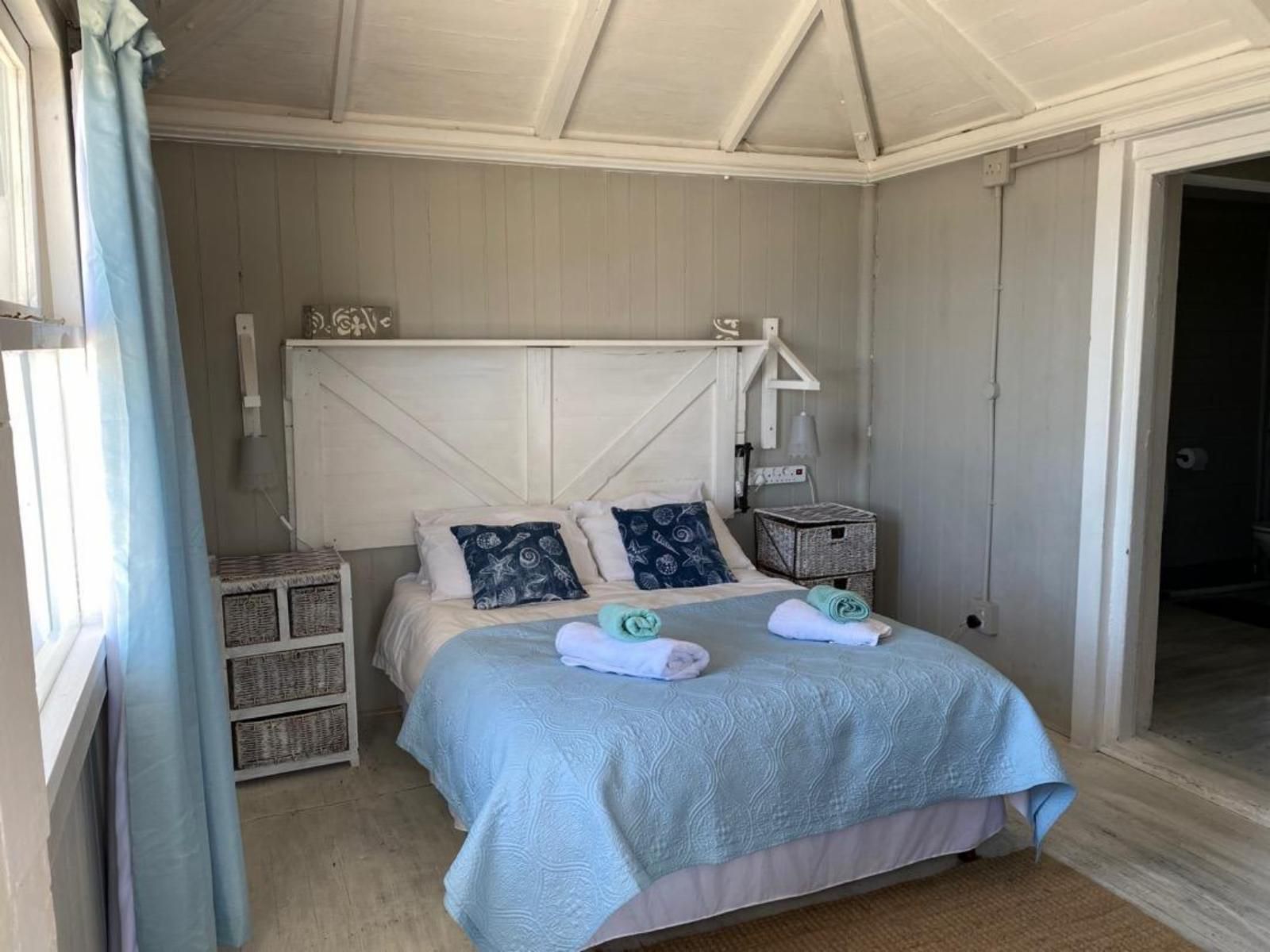 Port Nolloth Beach Shack, Fisherman Loft, Bedroom