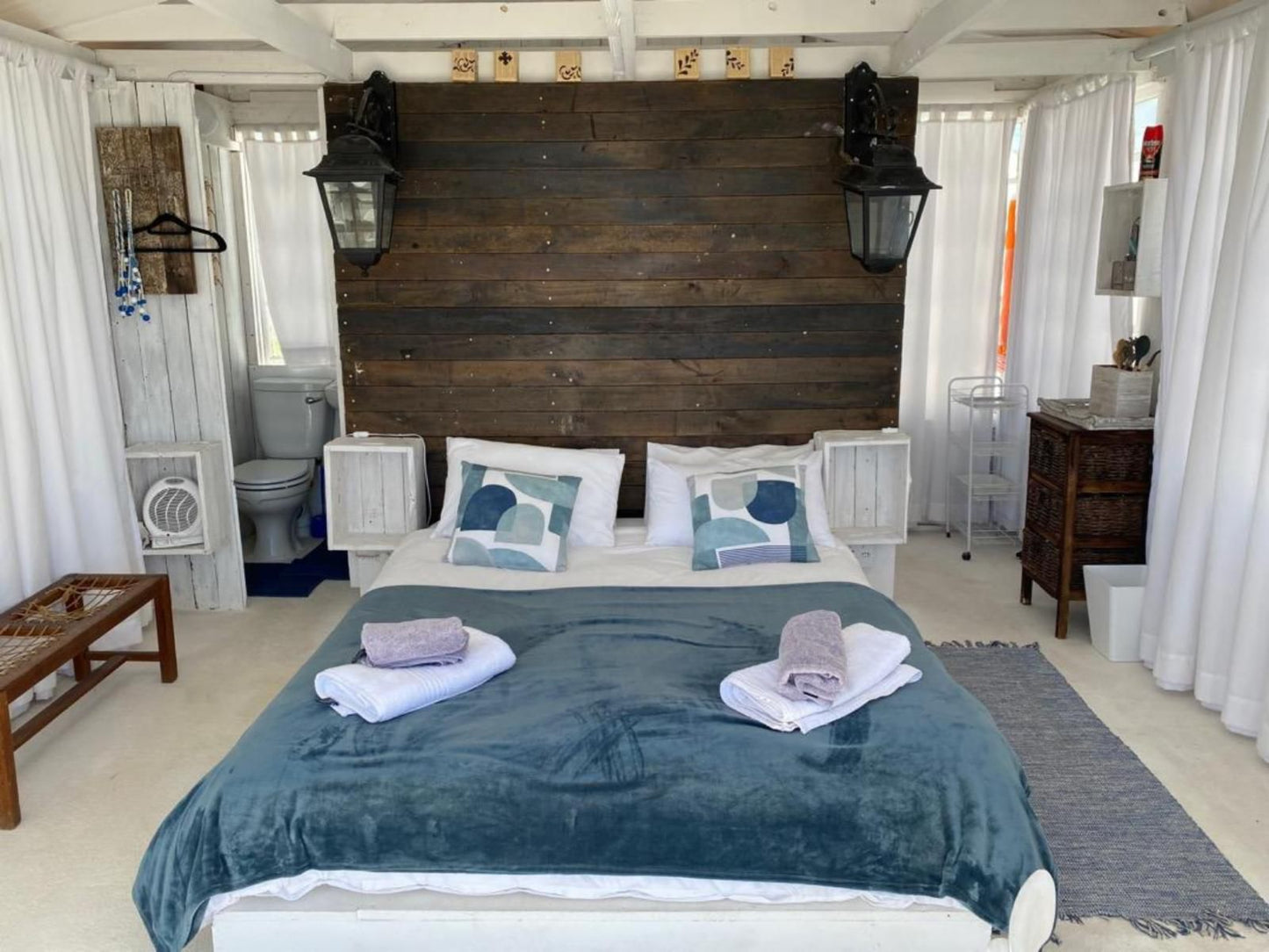 Port Nolloth Beach Shack, Main House, Bedroom