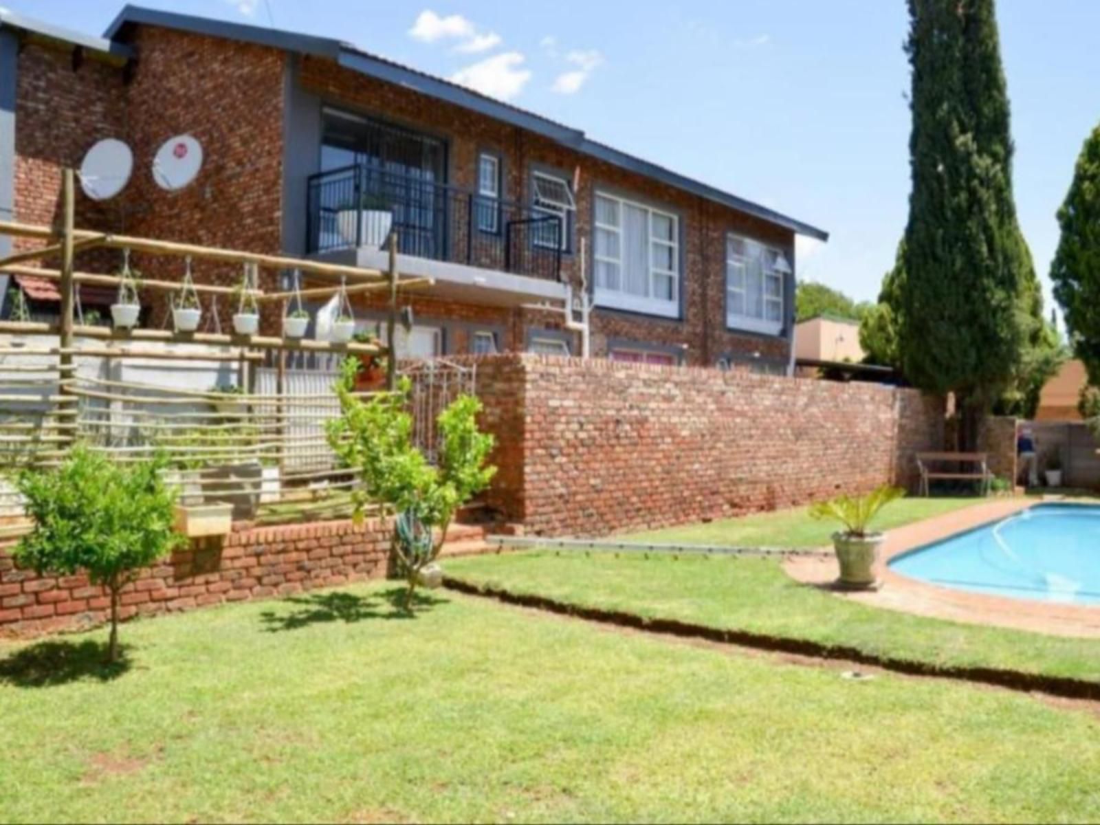 Potch Best Rest Potchefstroom North West Province South Africa House, Building, Architecture, Garden, Nature, Plant, Swimming Pool