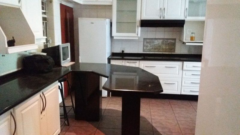 Pt Arma Accommodation Vaalpark Vanderbijlpark Gauteng South Africa Kitchen