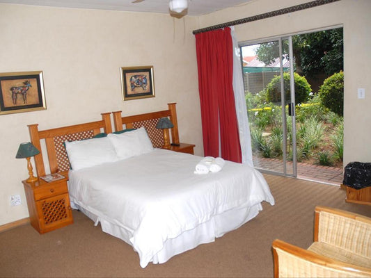 Double Room Downstairs @ Purple Olive Guest House